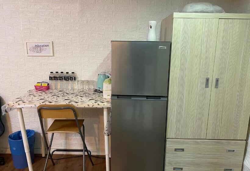 اتاق استاندارد چهار تخته, Ez Stay