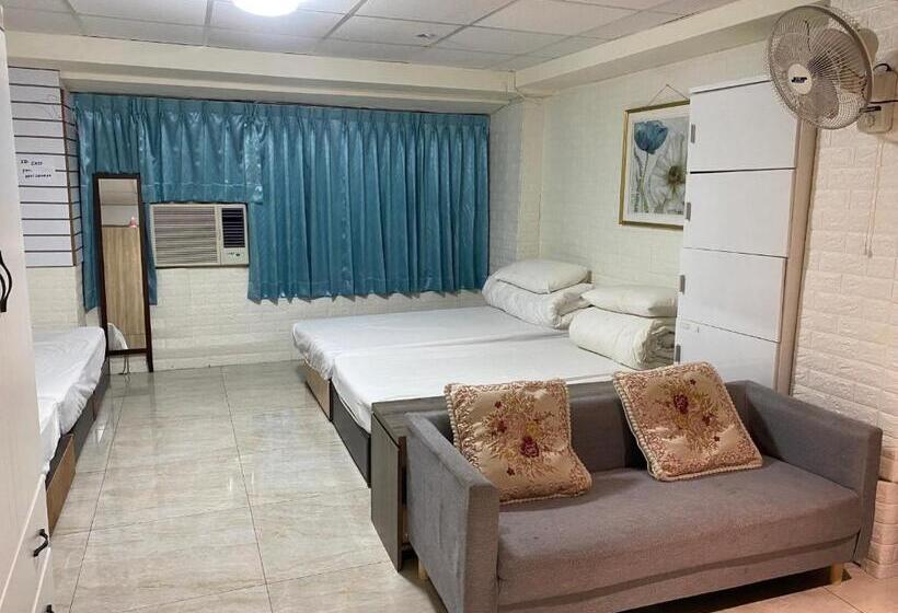 اتاق خانوادگی, Ez Stay