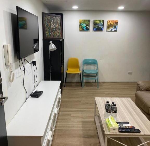 سوییت خانوادگی, Ez Stay