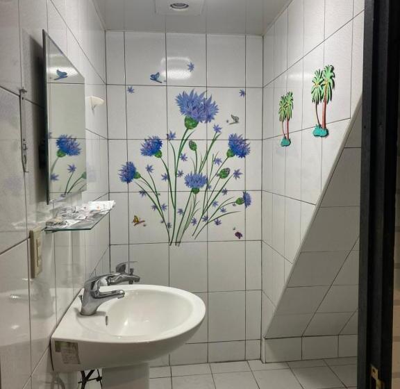 اتاق استاندارد, Ez Stay