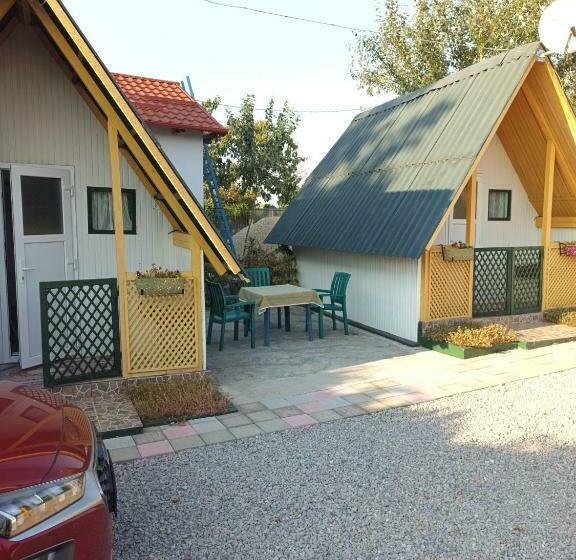 بنجلو قياسى, La Prietenicu