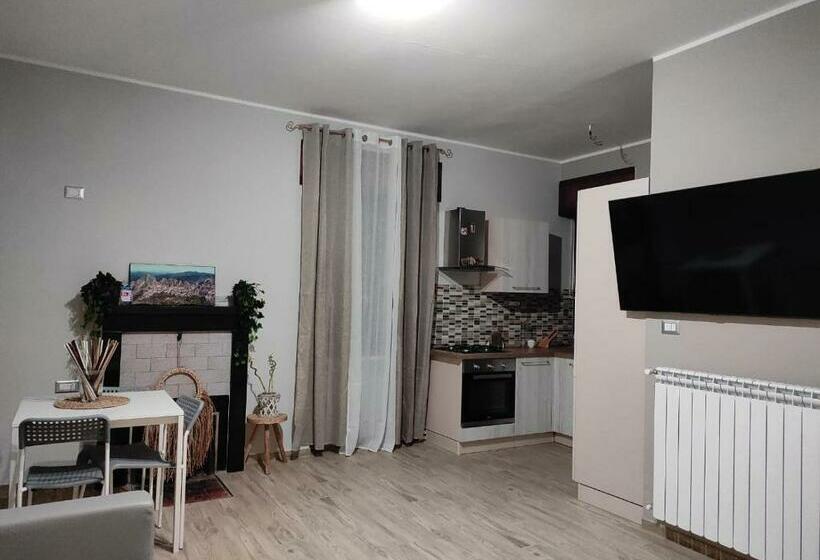 Номер Deluxe Кровать Кинг, Pietrapantone B&b