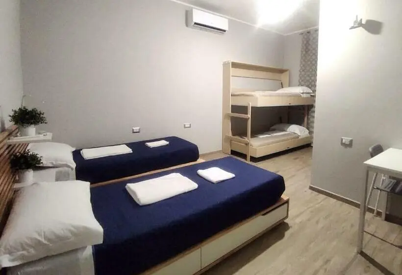 اتاق استاندارد چهار تخته, Pietrapantone B&b
