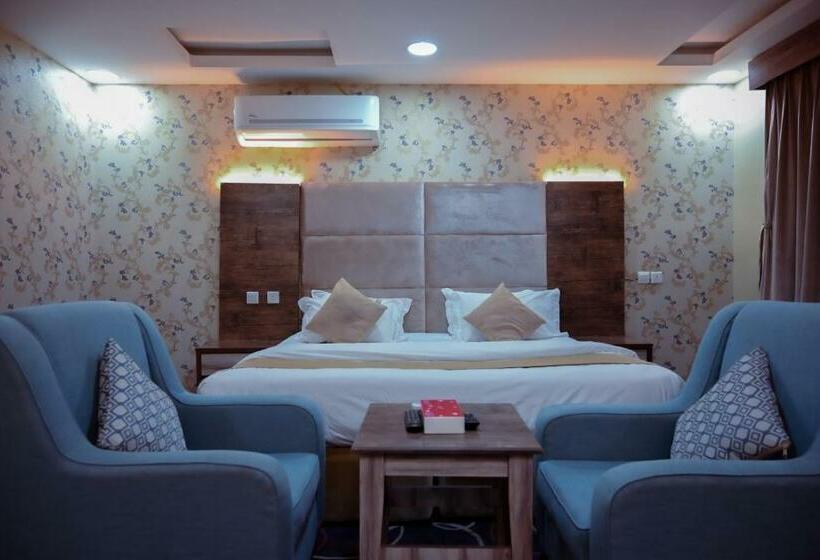 Perhestudio, Irtiad Hotelapart