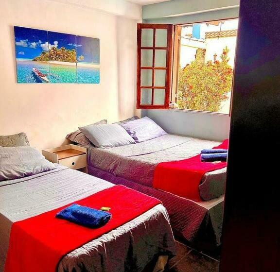 سوییت خانوادگی, Hostel Praia Do Recreio