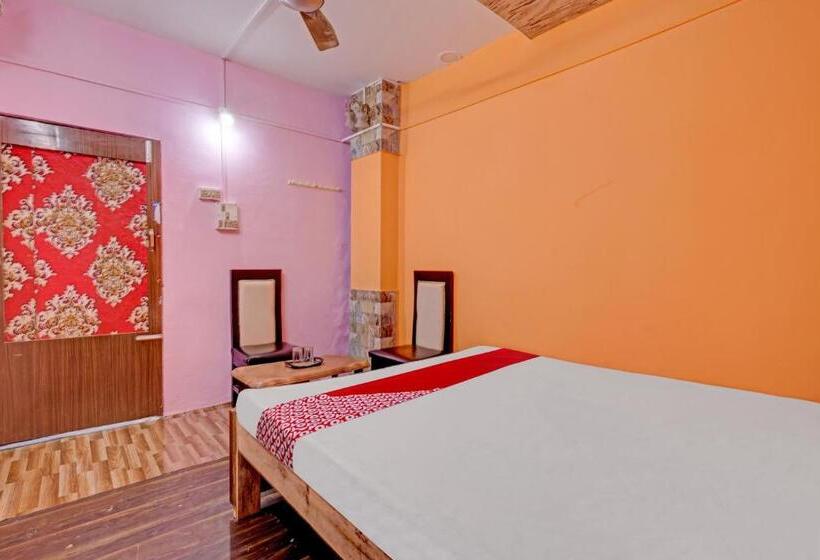 トリプルクラシックルーム, Oyo Flagship The Mast Guest House