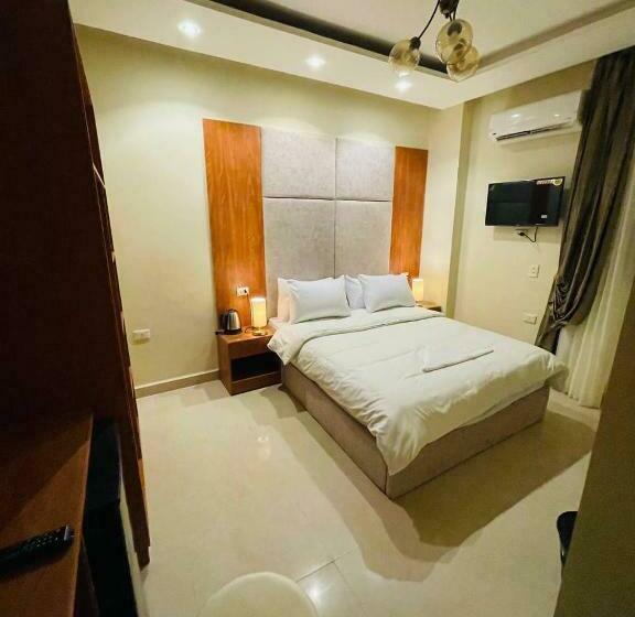 キングサイズベッドのデラックスルーム, Solima Pyramids View