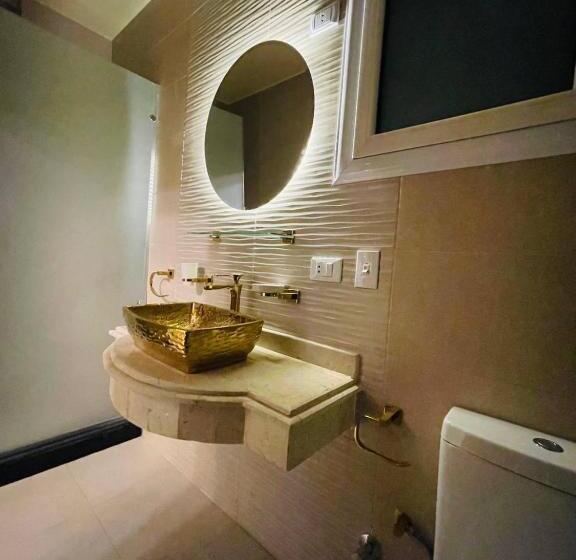 スイート(家族用), Solima Pyramids View