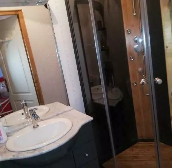 スタンダードルーム, Chambres D Hotes La Maison Bleue