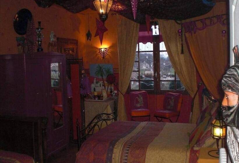 Номер Стандарт Трехместный, Chambres D Hotes La Maison Bleue