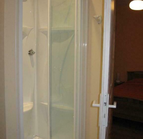 스탠다드 룸, Chez Robert Et Catherine