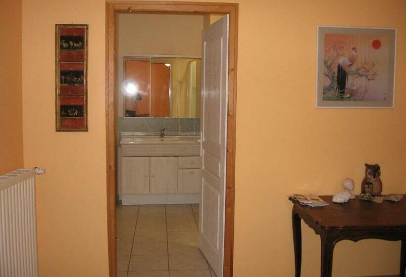 스탠다드 룸, Chez Robert Et Catherine