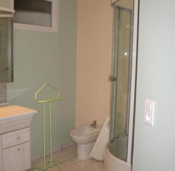 Family Suite, Chez Robert Et Catherine