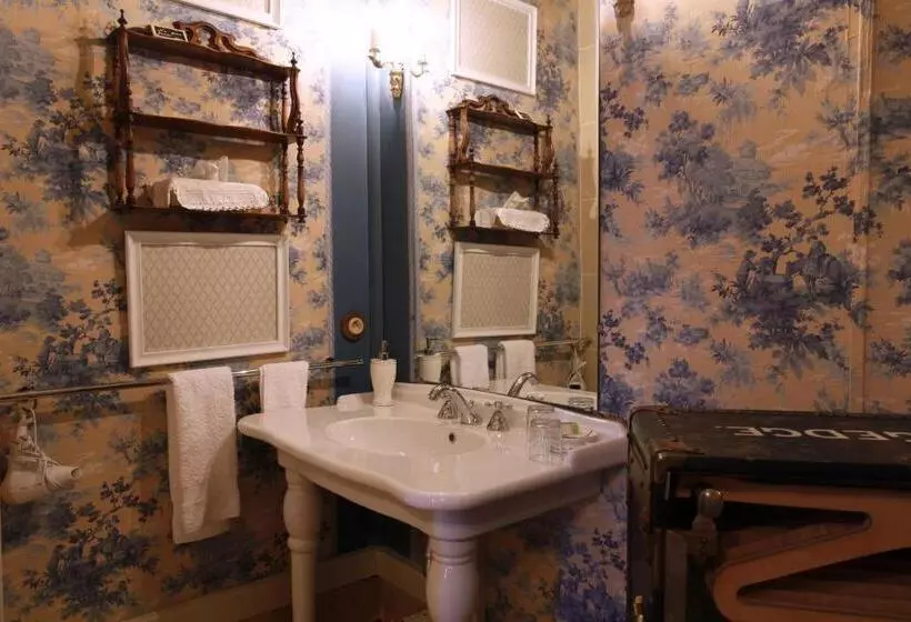 スタンダードルーム, Domaine Du Buc, Le Chateau