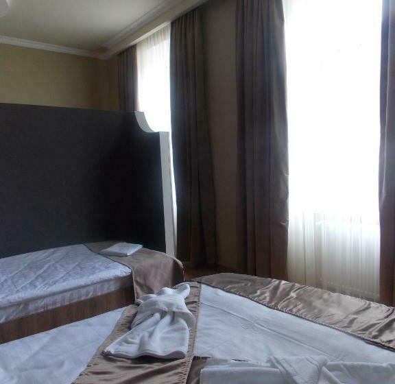 مجموعه ویستا شهر, Almi