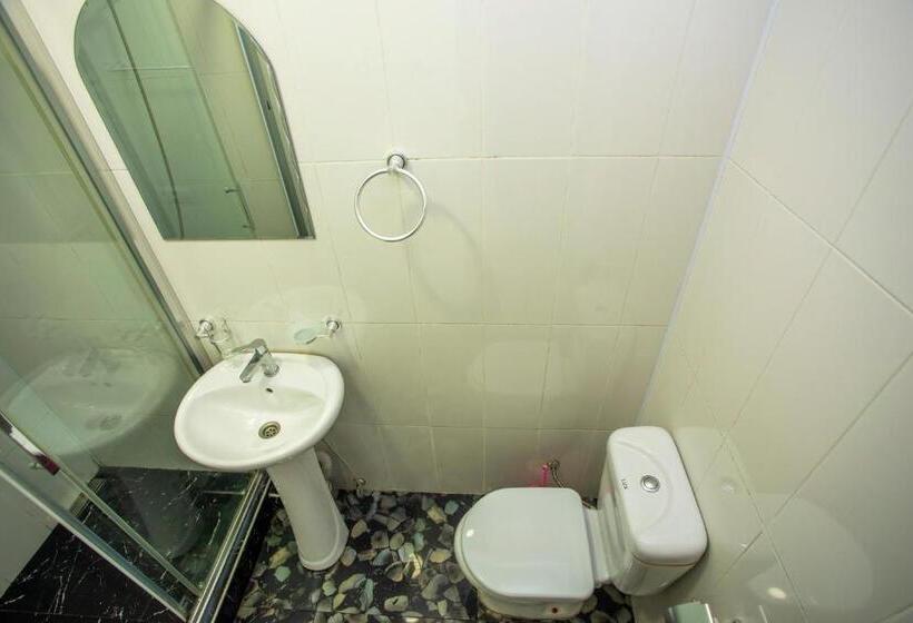 اتاق لوکس, Kaprovani Sand