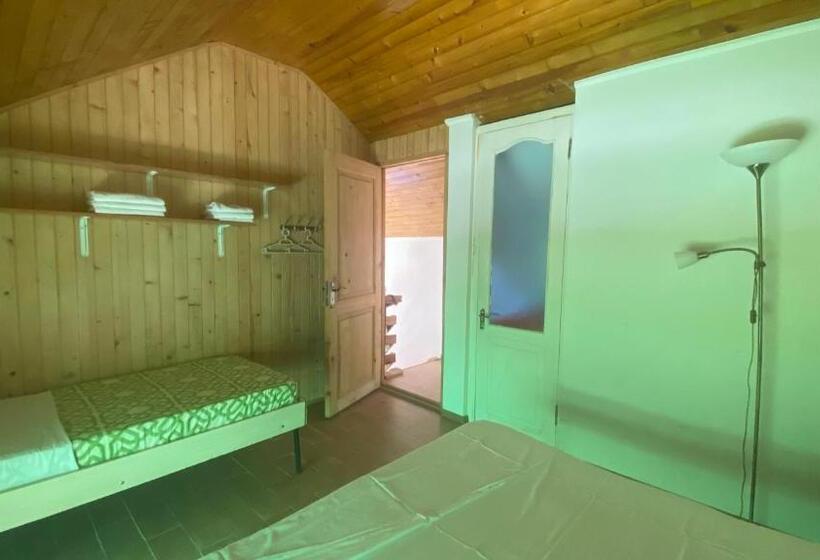 سوییت خانوادگی, Kaprovani Sand