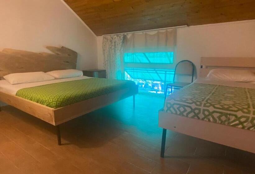 سوییت خانوادگی, Kaprovani Sand