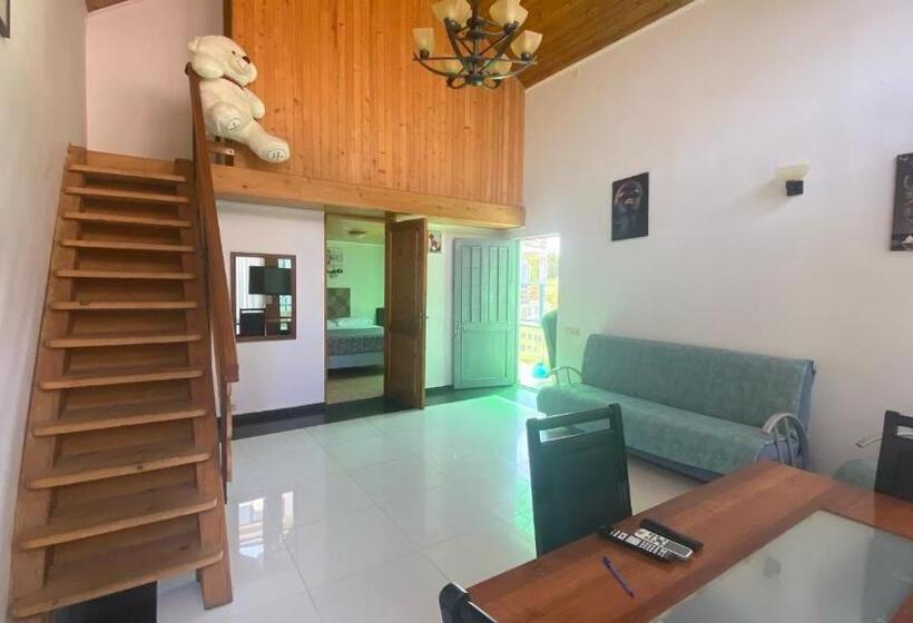 سوییت خانوادگی, Kaprovani Sand