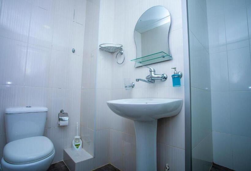 اتاق استاندارد چهار تخته با چشمانداز دریا, Kaprovani Sand