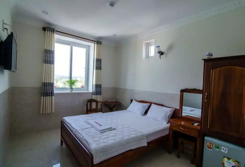 اتاق استاندارد با چشم‌انداز کوهستان, Kim Hồng Anh Guest House