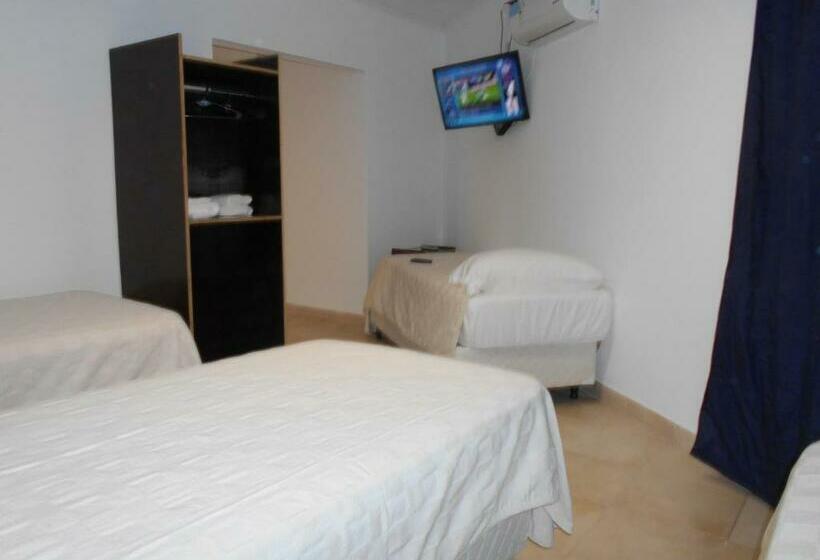 Четырехместный Номер Стандарт, Life