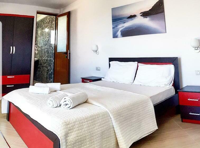 豪华海景房, Lula Ksamil