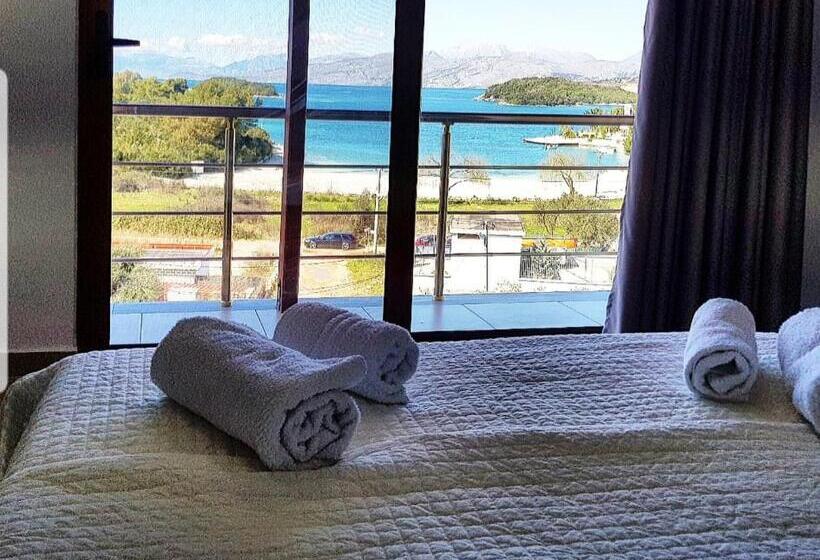 带海景的复工套房, Lula Ksamil