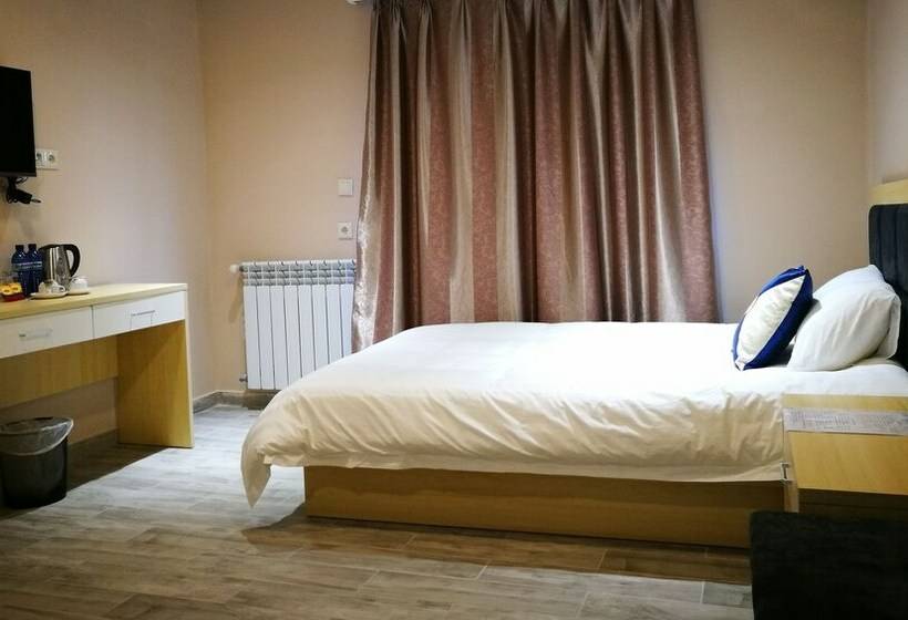 اتاق استاندارد, Top Boutique