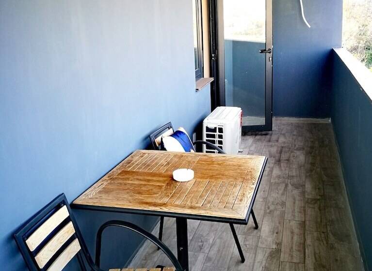 اتاق استاندارد, Top Boutique