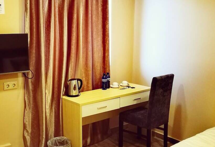 آپارتمان اکونومی 1 خوابه, Top Boutique