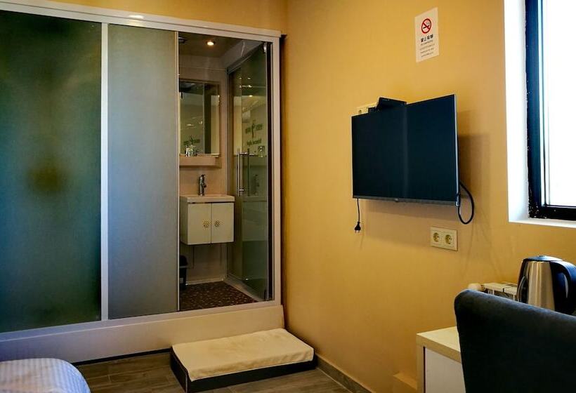 آپارتمان اکونومی 1 خوابه, Top Boutique