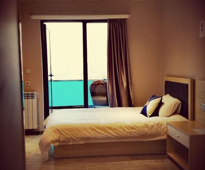 اتاق استاندارد, Top Boutique