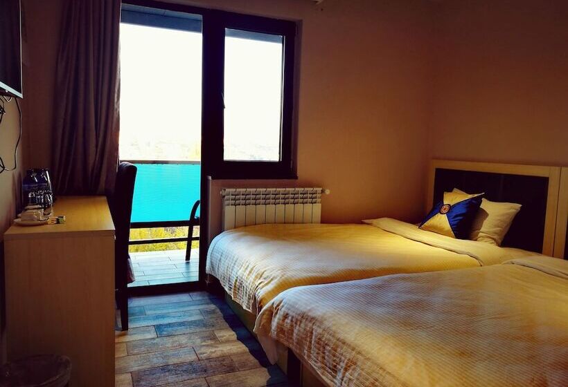 اتاق استاندارد, Top Boutique