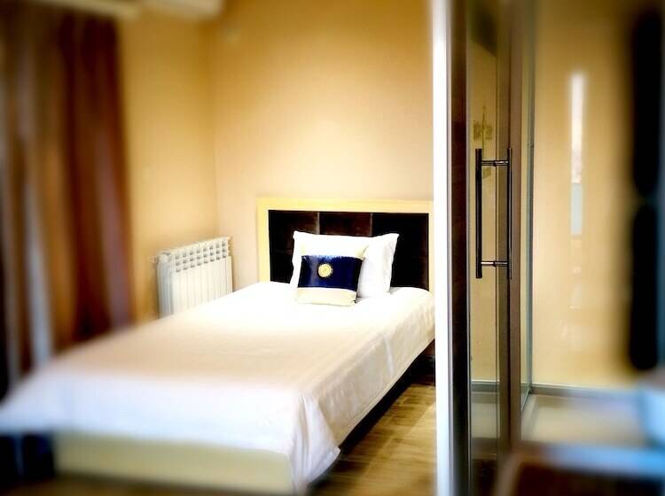 اتاق استاندارد, Top Boutique