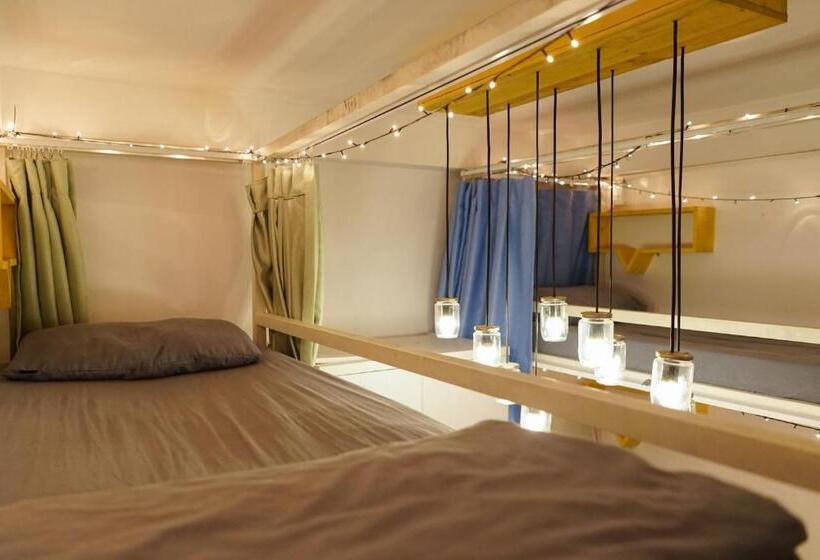 تختخواب در اتاق مشترک, Vietdream Hostel