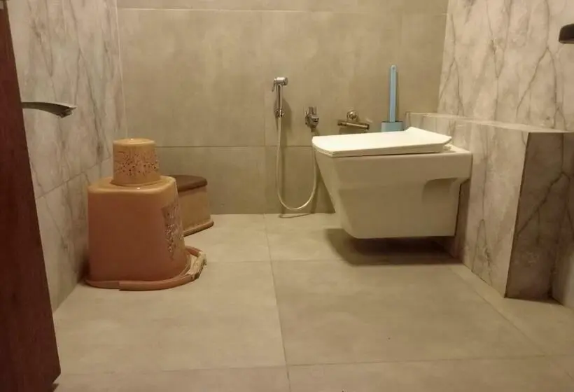 Deluxe-huone, Fabhotel Avadh Palace