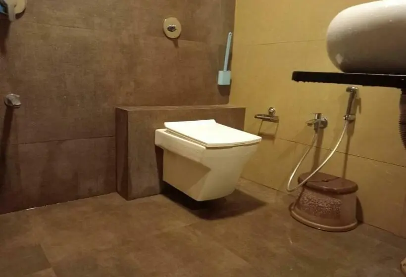 Deluxe-huone, Fabhotel Avadh Palace