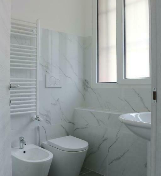 豪华房间, Gambara Guests House