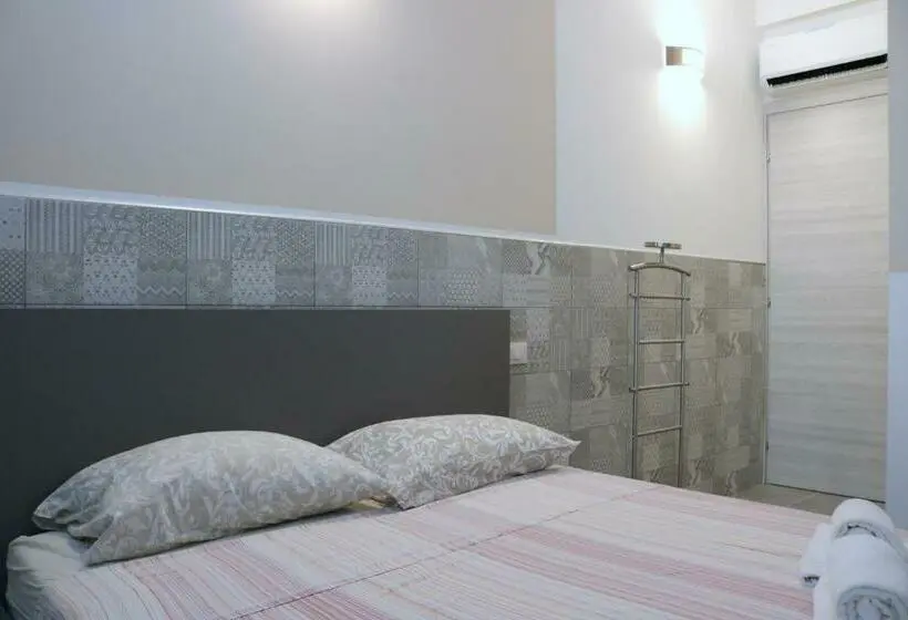اتاق استاندارد, Gambara Guests House