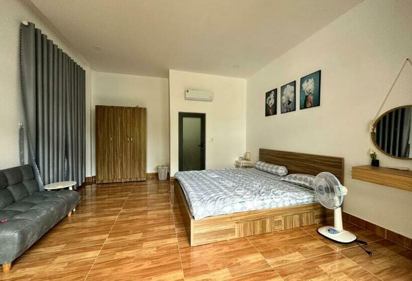 اتاق خانوادگی, Homestay Halona