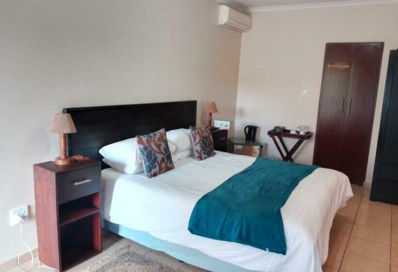 Deluxe Room, Letsema Guest House