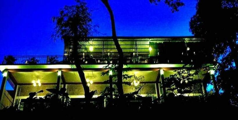 تختخواب در اتاق مشترک, Homestay Khánh đang