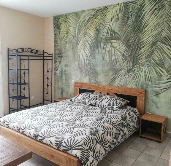 带露台的标准工作室, L Hacienda