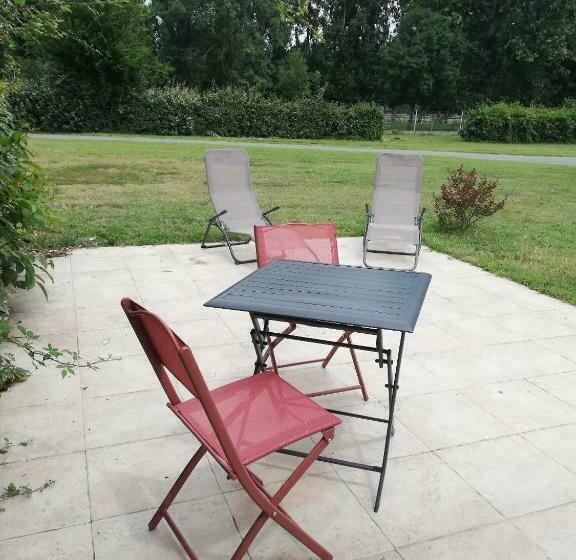 带露台的标准工作室, L Hacienda