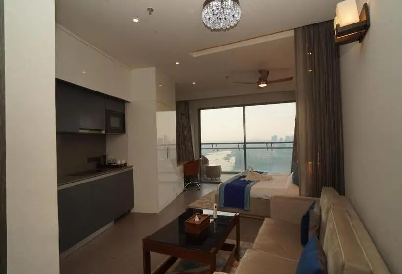 اتاق استاندارد با تخت بزرگ, Livbox At Supernova