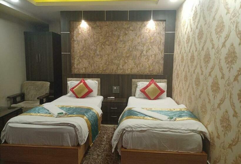 豪华房间, The Brahmaputra