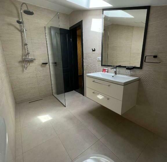 Family Suite, Noblesse Bacău