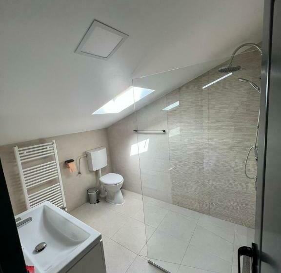 Номер Superior, Noblesse Bacău