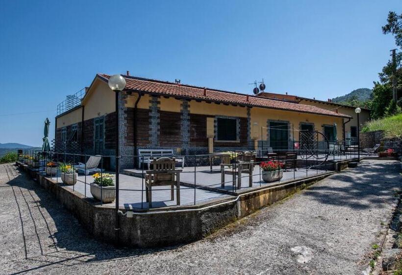 غرفة قياسية ثلاثية, 202   Camera Mansardata Tra Le Cinque Terre E Portofino   Residence Cherry House